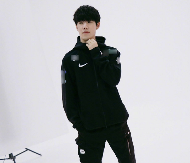 【战报】2025MSI季中冠军杯Day1综述，RNG、DK轻松拿下首胜