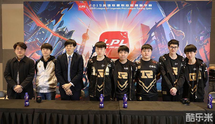 gla1ve 退役成为教练